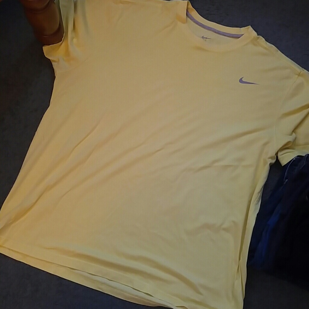 Yellow Mens Nike Dry Fit T Shirt